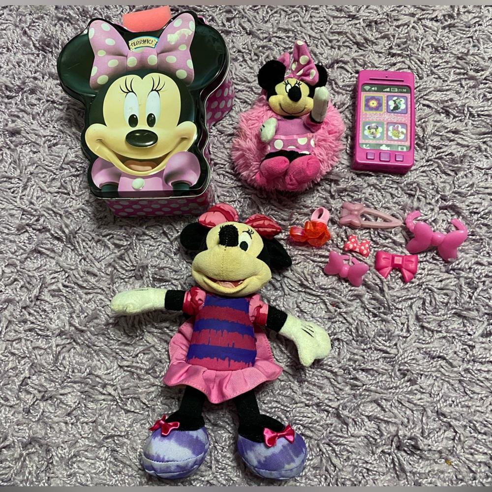 Minnie Mouse bundle lot